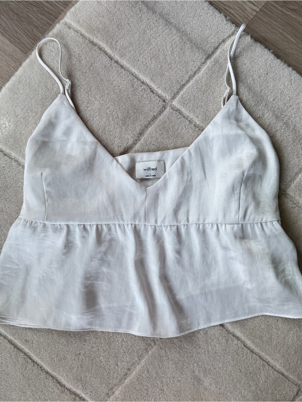 Aritzia Wilfred Satin Lover top in size L